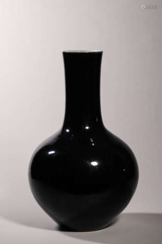 Aubergine Glaze Tianqiuping Vase