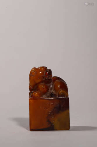 Carved Amber Lion Seal