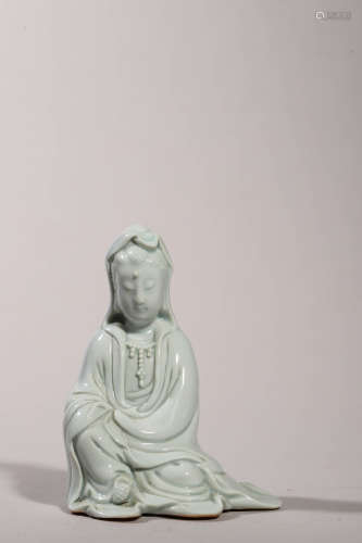 Dehua Glaze Figure of Guanyin