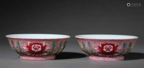 Pair of Rouge-Red Glaze Famille Rose Bowls