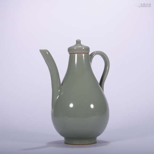 A Long quan kiln vase