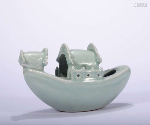 A celadon-glazed boat