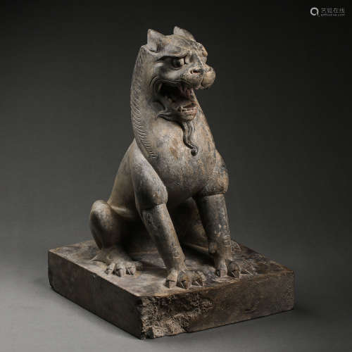 STONE LION STATUE, TANG DYNASTY, CHINA