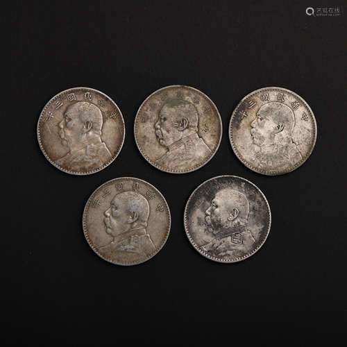 A GROUP OF MODERN CHINESE PURE SILVER COINS