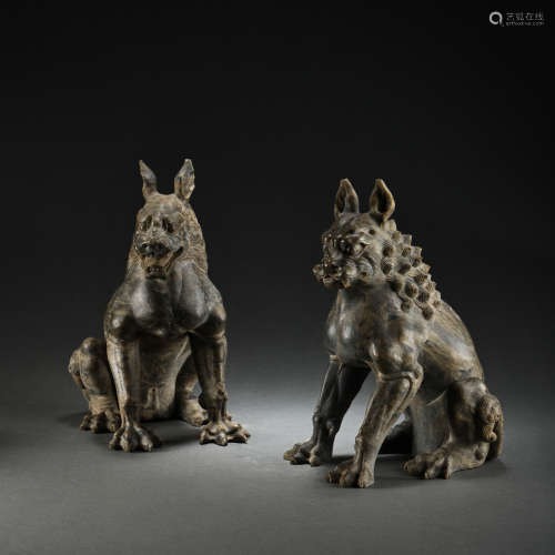 A PAIR OF CHINESE STONE BEASTS OF THE TANG DYNASTY