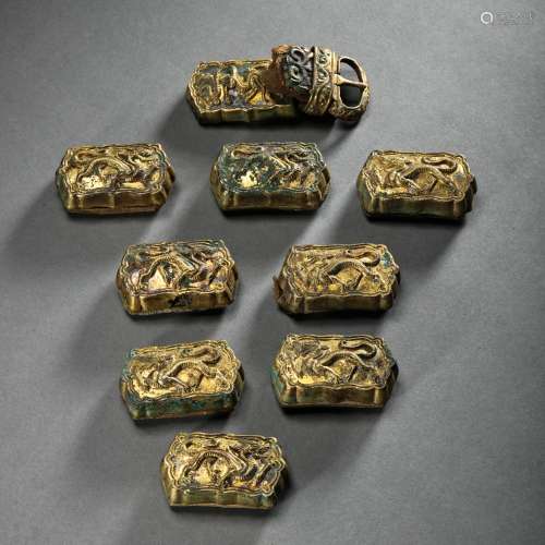 A SET OF CHINESE LIAO DYNASTY GILT BRONZE HORSE HARNESS