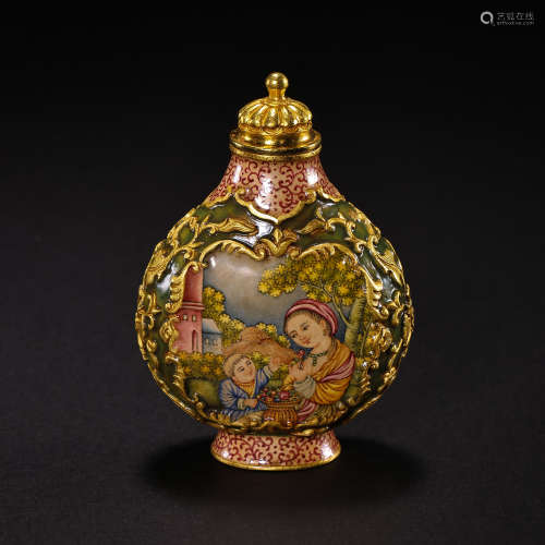 ENAMEL COLORED SNUFF BOTTLE FROM THE QING DYNASTY