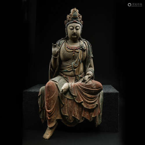 CHINESE MING DYNASTY WOODEN PAINTED BUDDHA SITTING STATUE