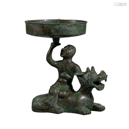 CHINESE WARRING STATES PERIOD BRONZE LAMP HOLDER