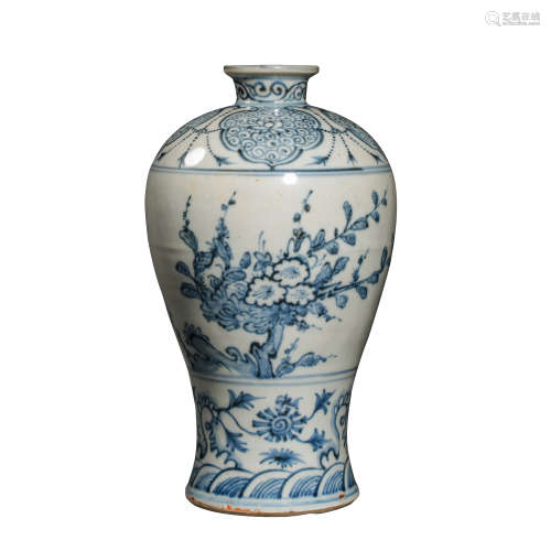EARLY MING DYNASTY BLUE AND WHITE PLUM VASE