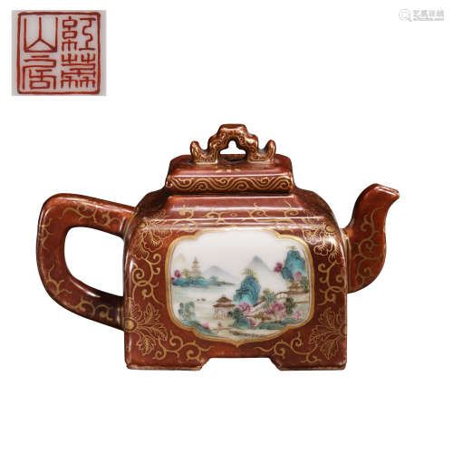 CHINESE LATE QING FAMILLE ROSE POT