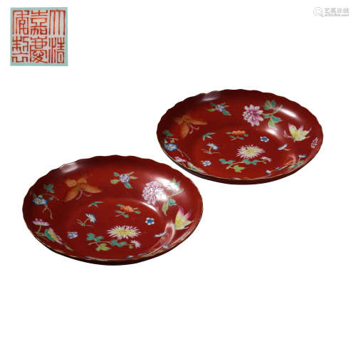 A PAIR OF CHINESE QING DYNASTY RED GLAZED BUTTERFLY PLATES