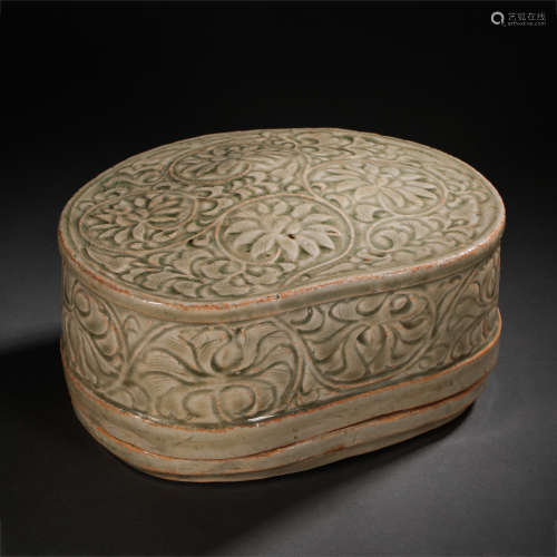 YAOZHOU WARE PILLOW, NORTHERN SONG DYNASTY, CHINA, 10TH CENT...