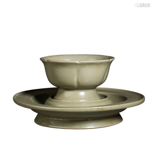 YUE WARE CUP AND SAUCER IN THE SOUTHERN SONG DYNASTY, CHINA