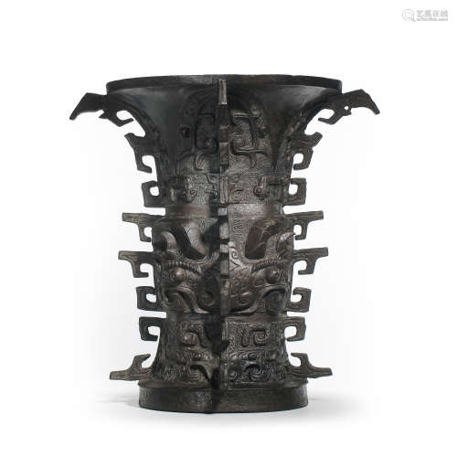 CHINESE WESTERN ZHOU DYNASTY BRONZE WARE, 10TH CENTURY BC