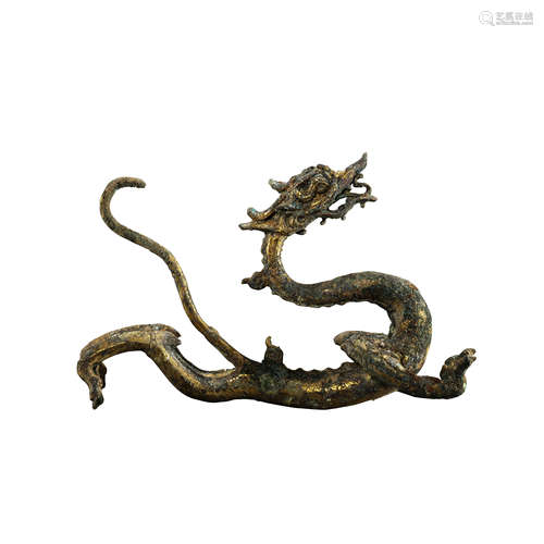 CHINESE WARRING STATES PERIOD BRONZE GILT STANDING DRAGON