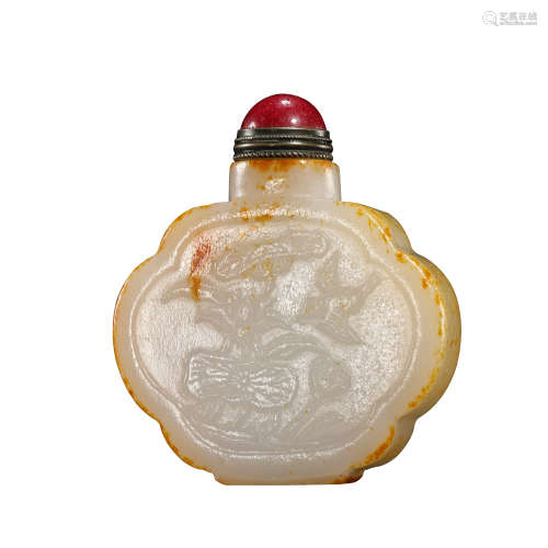 CHINESE QING DYNASTY HETIAN JADE SNUFF BOTTLE