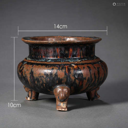 THREE-LEGGED STOVE IN NORTHERN SONG DYNASTY, CHINA