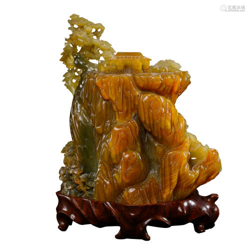 CHINESE QING DYNASTY JADE ORNAMENT