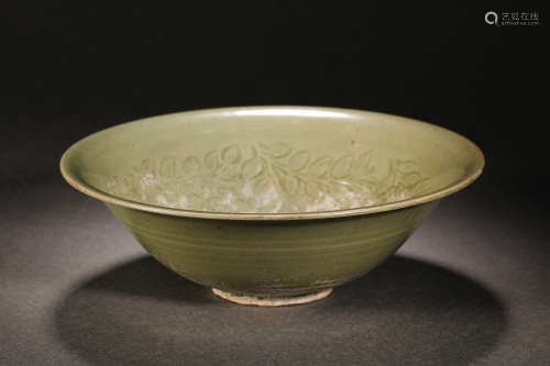 Song Dynasty Celadon Flower big bowl