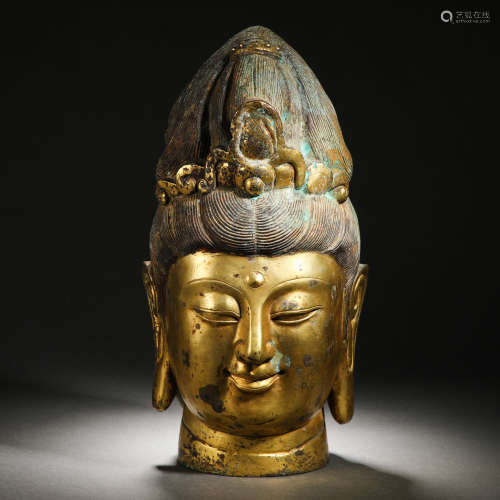 Qing Dynasty Gilt Bronze Guanyin Buddha Statue