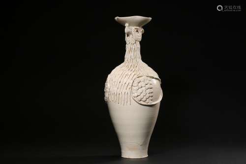 Song Dynasty Ding kiln phoenix head vase