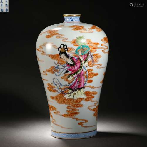 Qing Dynasty pastel figure plum vase