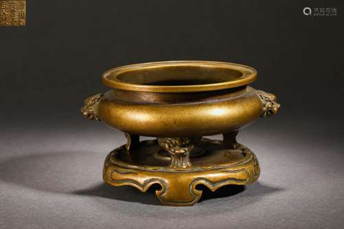 Bronze animal head censer