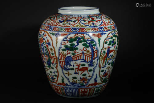 Ming Dynasty Jiajing Multicolored Animal Pattern Jar