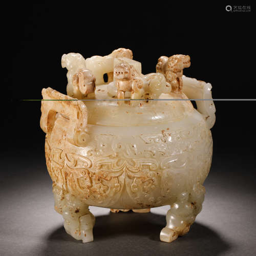 Han Dynasty Hetian jade animal pattern incense burner