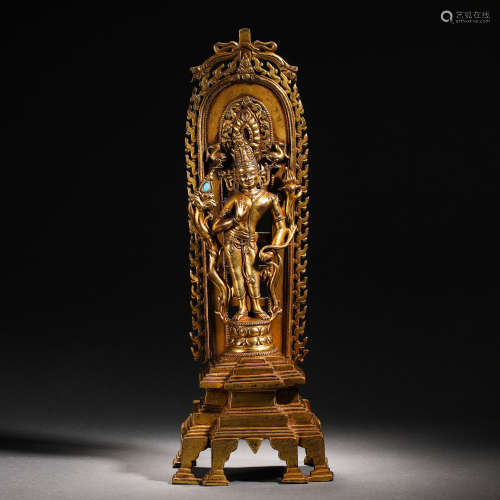 Standing gilt bronze statue of Guanyin in Qing Dynasty