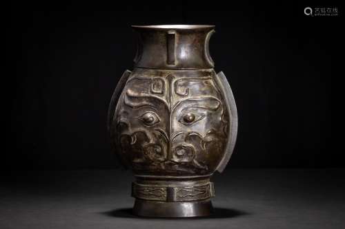 明 古銅造 陽刻饕餮紋瓶