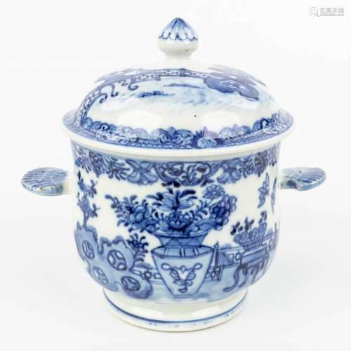 A Chinese jar with lid made of porcelain and decorated with ...