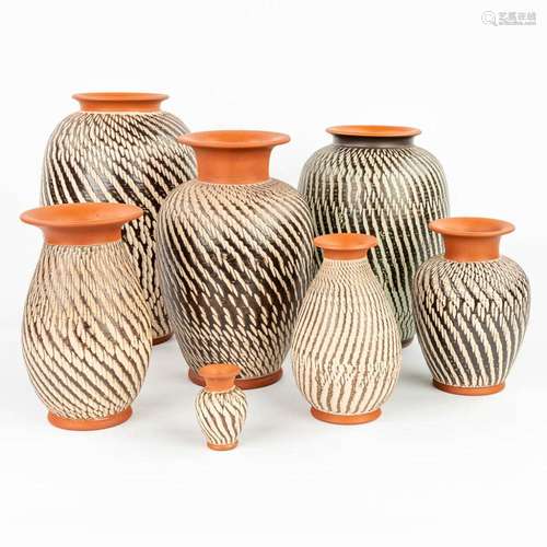 A collection of 7 Wekara Sgraffito vases. Germany, around 19...