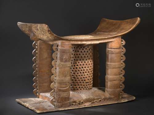 Tabouret, Ashanti, Ghana 
H