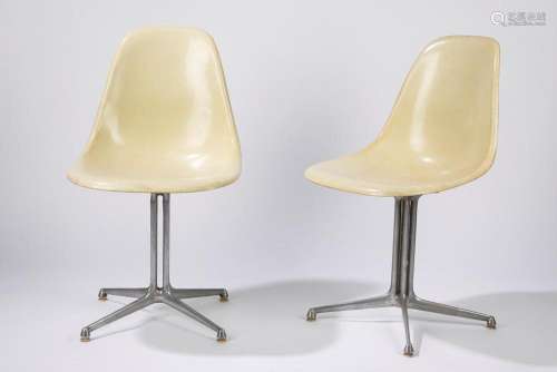 Charles & Ray Eames - Six chairs model La Fonda