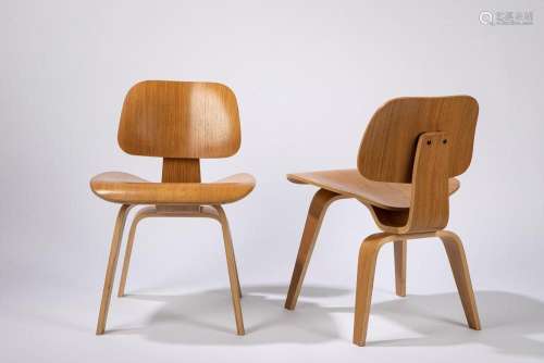 Charles & Ray Eames - Two chairs model LCW