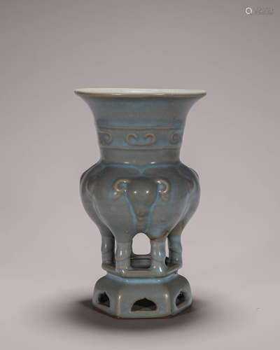 A Jun kiln porcelain zun with elephant head-shaped ears