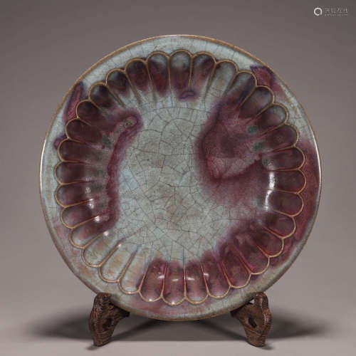 A Jun kiln porcelain plate