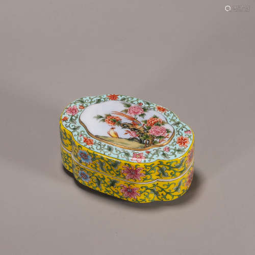 An enamel bird and flower lacquered box