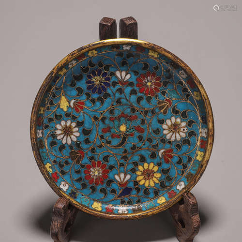 A flower patterned cloisonne plate