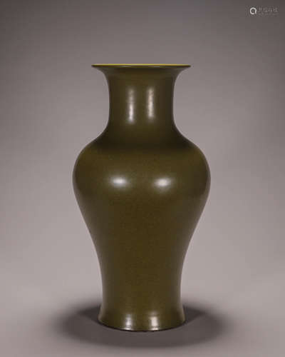 A tea dust glazed porcelain vase