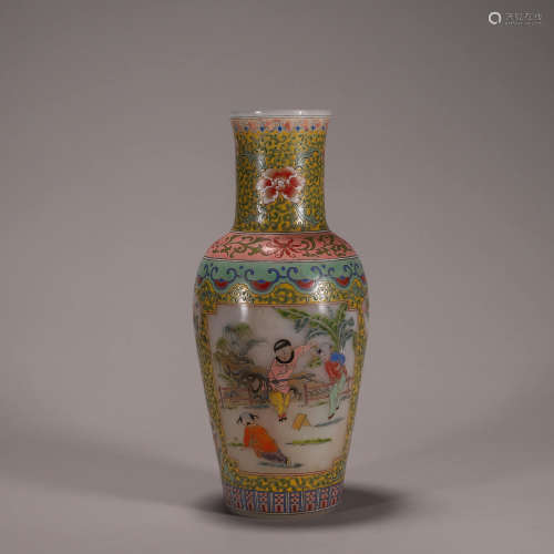 A painted figure lacquer vase