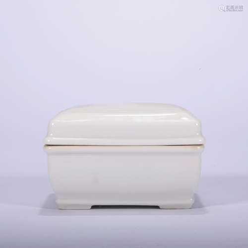 A white glazed box and cover