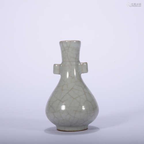 A officer glazed vase