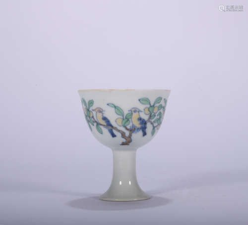 A DouCai 'floral and birds' stem cup