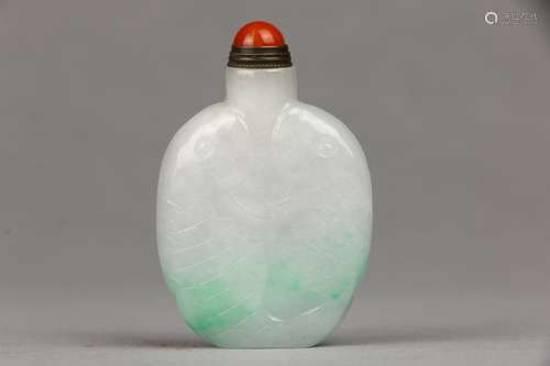 Jadeite Snuff Bottle