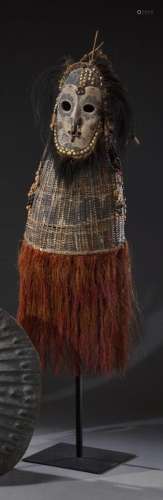 Masque de type Papouasie Nouvelle Guinée (PNG)
Bois, fibres,...