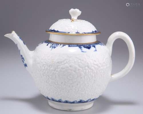 A WORCESTER BLUE AND WHITE TEAPOT AND COVER, CIRCA 1765-70, ...