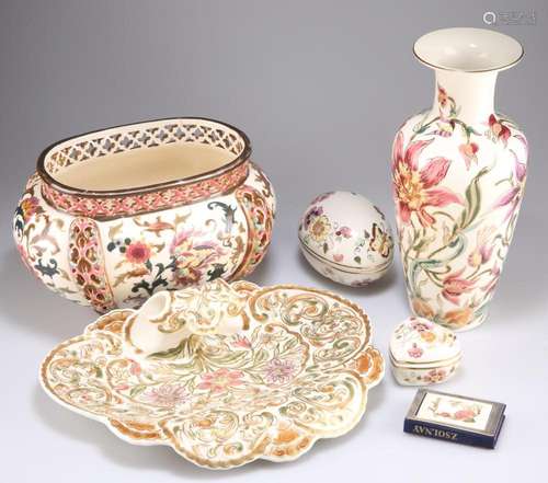 A GROUP OF ZSOLNAY PÉCS PORCELAIN, including an oval jardini...